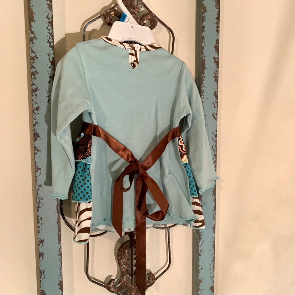 Ann Loren 2pc pant set, ruffled pants/anim… - Picture 2 of 8